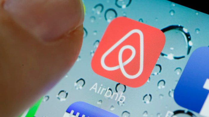 Airbnb CTO sells ,000 in company stock