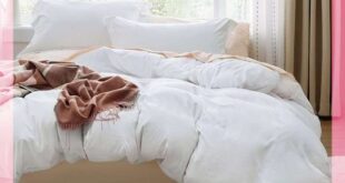 Amazon’s Most Popular Blanket That Feels ‘Luxuriously Soft’ Is Double Discounted to  Right Now