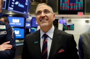 HPE CEO Antonio Neri sells shares worth over  million