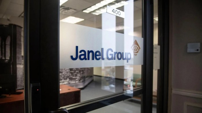 Janel Corp director buys ,050 in company shares