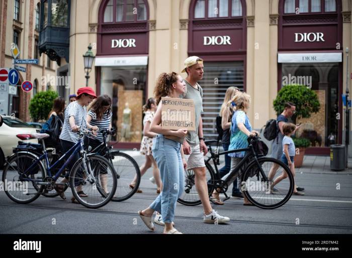 Goodbye, ‘welcome culture.’ Germany bows to far-right pressure and tightens its borders