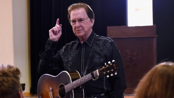 Tommy Cash: Army veteran, country singer and brother of Johnny Cash, dies at 84