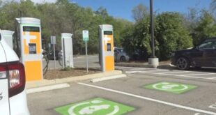 Fresno spends 5k to fix, protect vandalized EV chargers