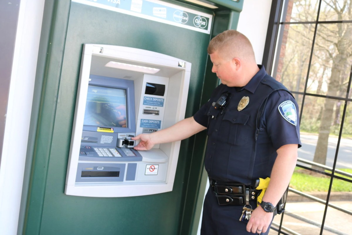 How to spot a card skimmer