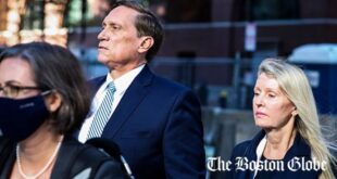 USC accused of fraud by 'Varsity Blues' parent whose conviction was overturned