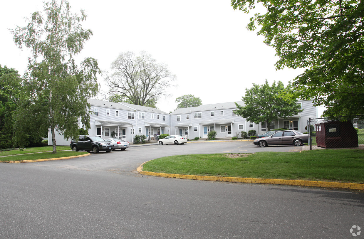 Residents still await payments, and closure, in Branford Manor mold settlement