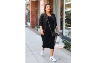Eva Longoria Can’t Stop Wearing These White Sneakers That Sell Like Hot Cakes