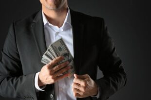 Feds: Fiore misused donation from Lombardo campaign