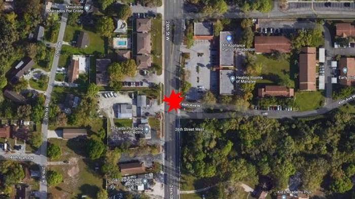 2 seriously injured in Bradenton crash along State Road 70, Florida Highway Patrol says