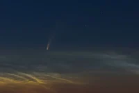 comet-neowise-rising-over-the-adriatic-sea